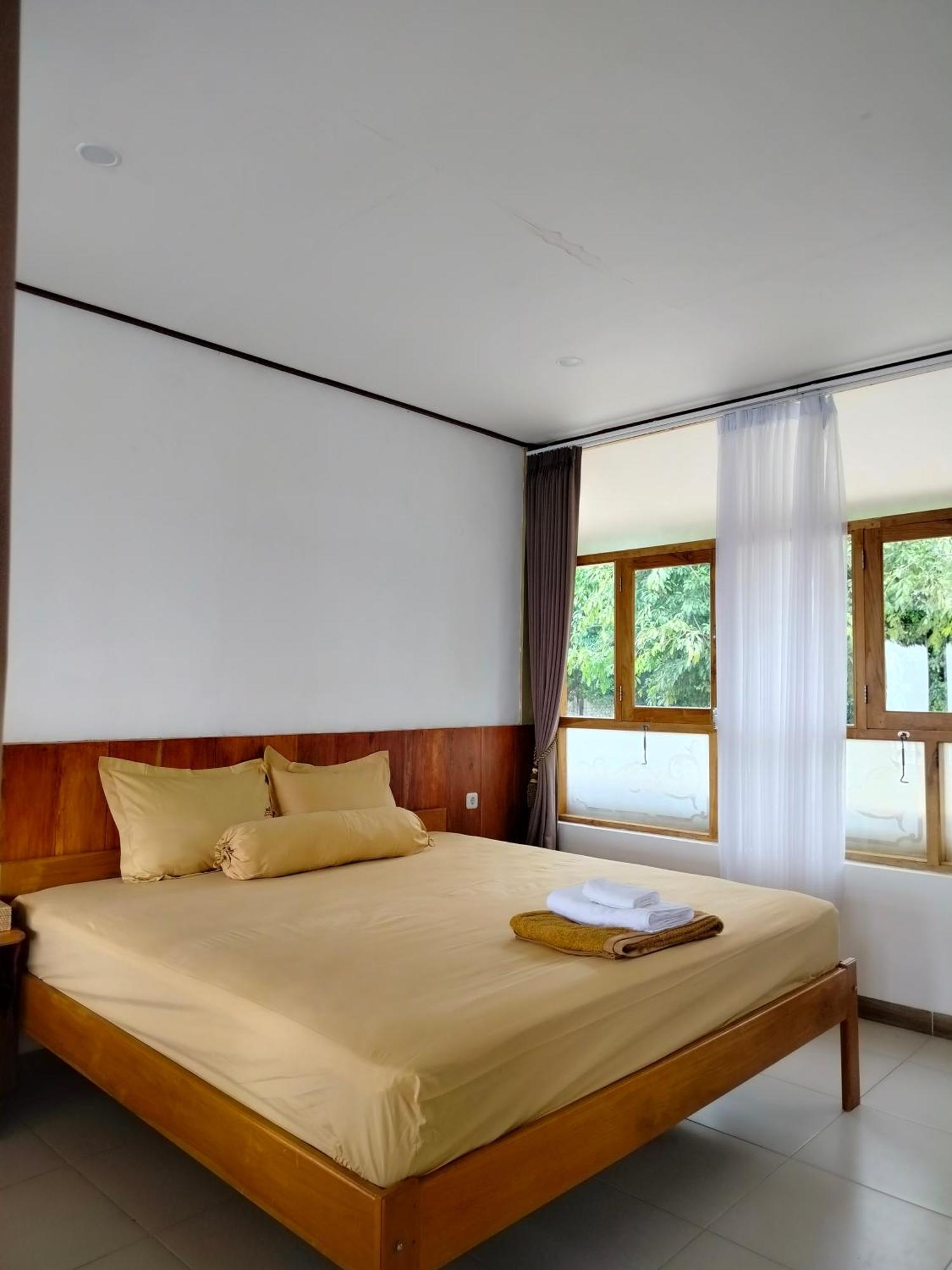 Villa Redemptorist Weetebula Luaran gambar